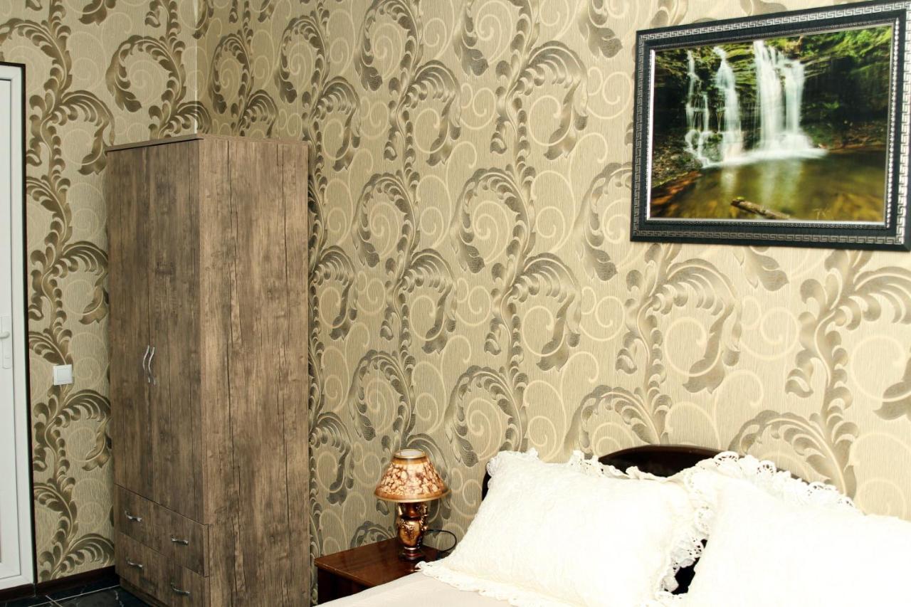 Georgian Hosts Tbilisi Hotel Eksteriør billede